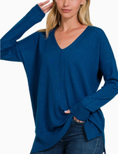 Load image into Gallery viewer, Women&#39;s Front Sleeve Loose Fit Sweater
