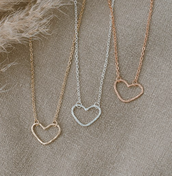 Amore Necklace