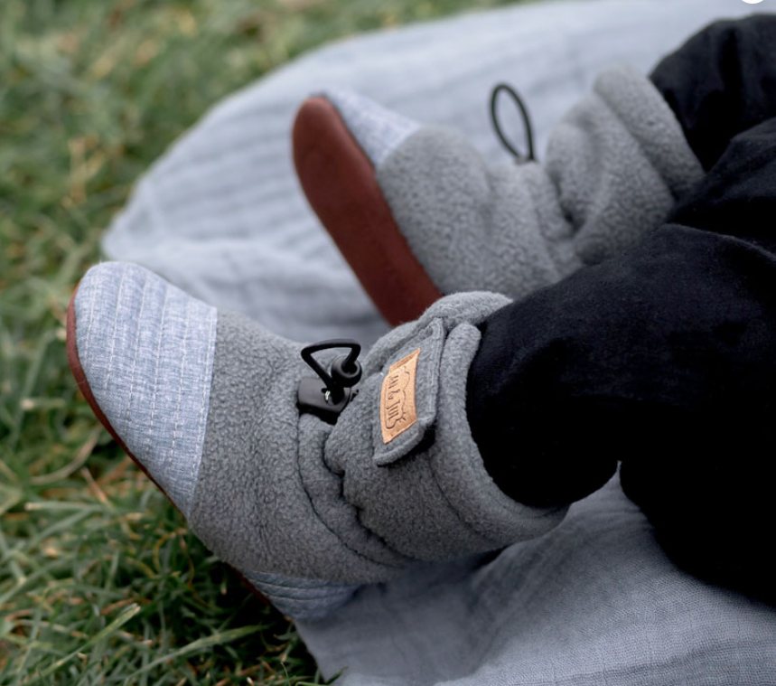 Adjustable Stay Put Cozy Booties- Heather Grey